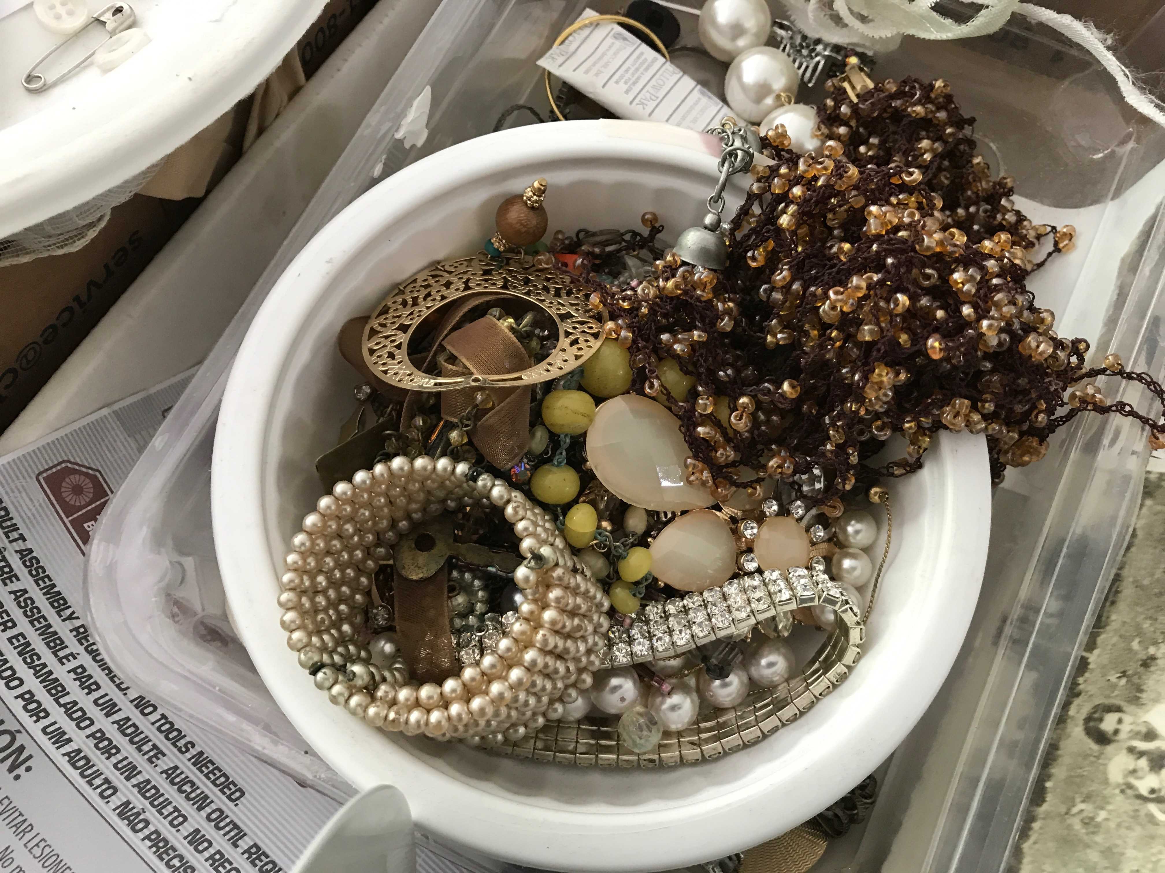 4DEA712C-7778-4296-ACEC-F6707B47DAEE