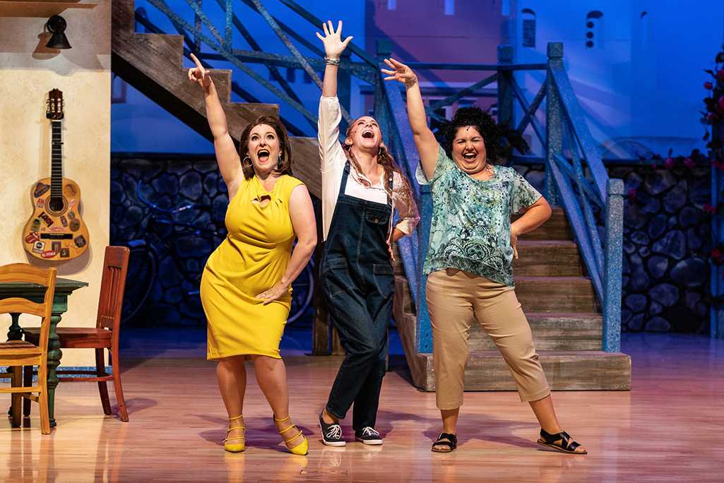 Review: StageWorks Fresno's 'Mamma Mia' sizzles under the summer sun