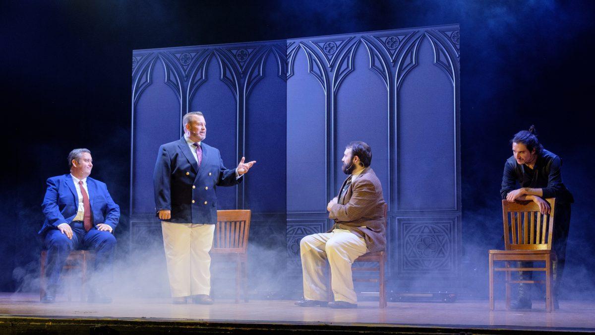 Get thee to a performance of 'Richard III'